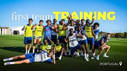 Wolves land in Portugal! | Pre-season training camp begins