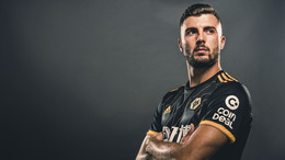 WELCOME TO WOLVES PATRICK CUTRONE! Behind the scenes of the Italian's first day