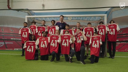 Rice surprises young footballers at The Hub!