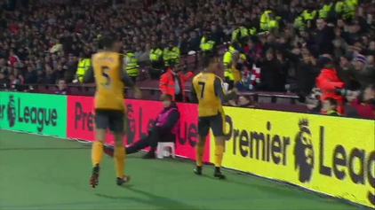 Alexis doubles the lead v West Ham