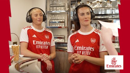 Kelly, Fox and Reid take on the Headphone Challenge!