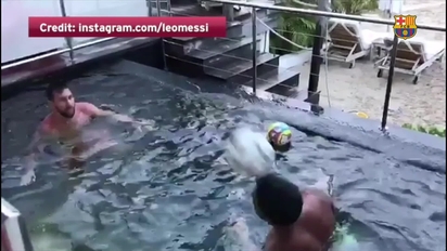 Leo Messi And Luis Suarez S Pool Challenge