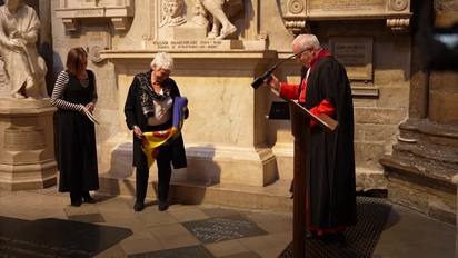 Actor Sir John Gielgud honoured with memorial stone at Westminster