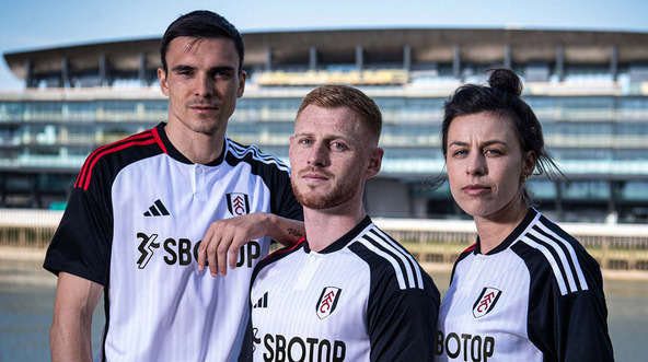Fulham football kit top