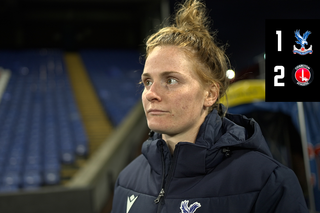 Gibbons talks through her fantastic free kick