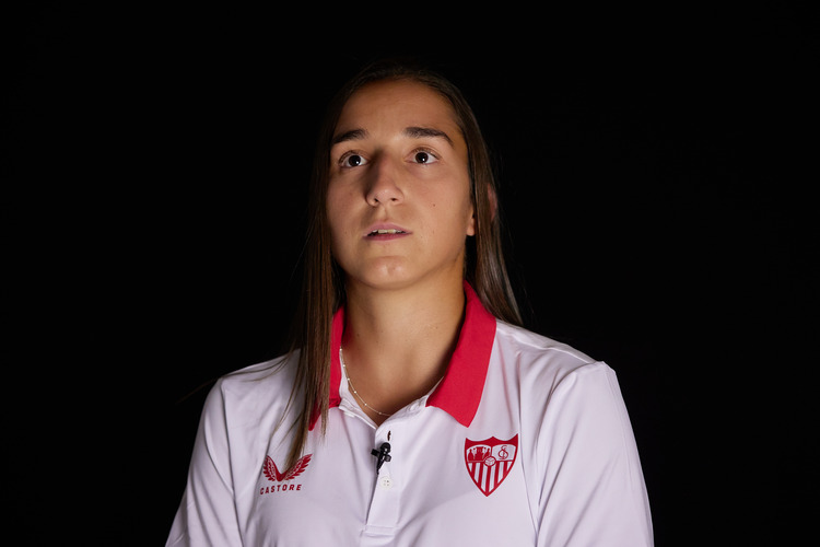 Video thumbnail for ENTREVISTA LUCIA OK