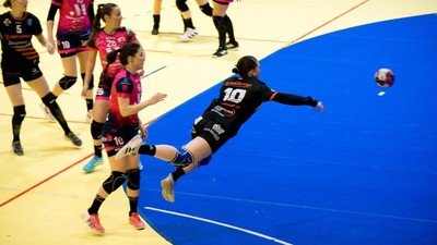Semi-finals: ZRK Bekament Bukovicka Banja v Costa del Sol Málaga