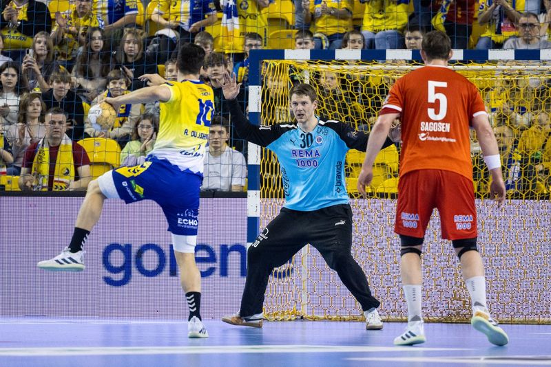 Industria Kielce vs Kolstad Handball