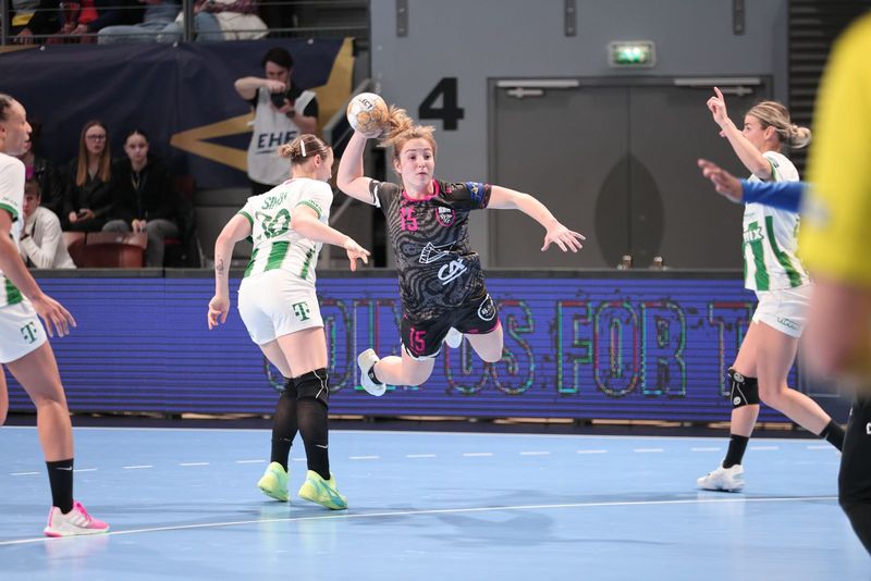 Brest Bretagne Handball vs FTC-Rail Cargo Hungaria