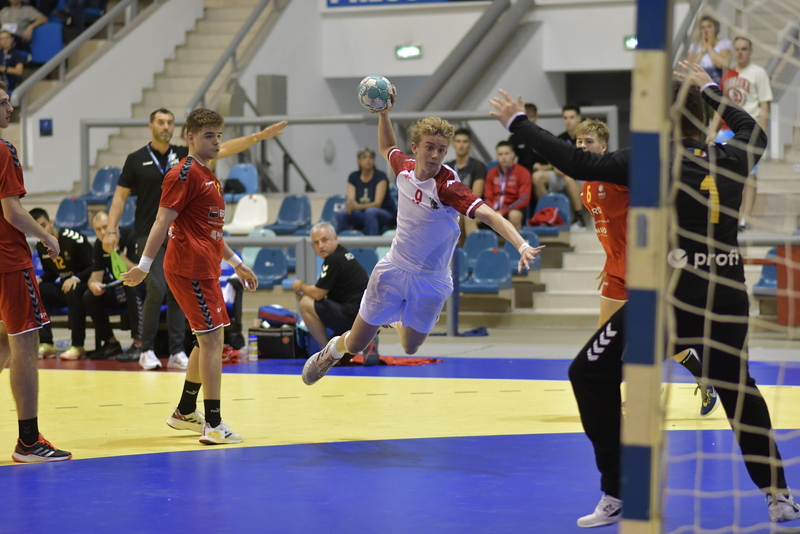 Semi-finals: Romania v Austria