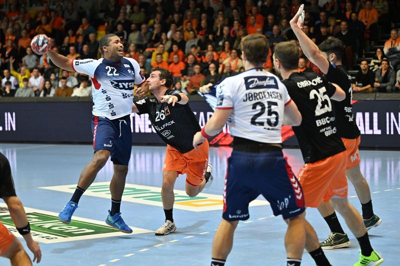 Kadetten Schaffhausen vs SG Flensburg-Handewitt - Match Highlights - Group Matches - Round 5