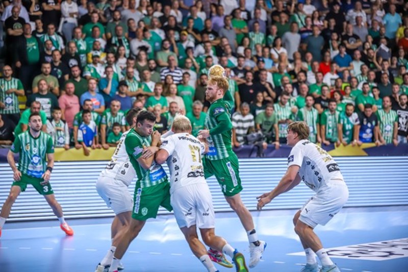 HC Eurofarm Pelister vs THW Kiel