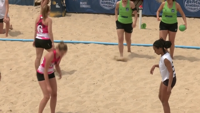 Lacanau Beach Handball vs. OVB Beach Girls Salgotarjan