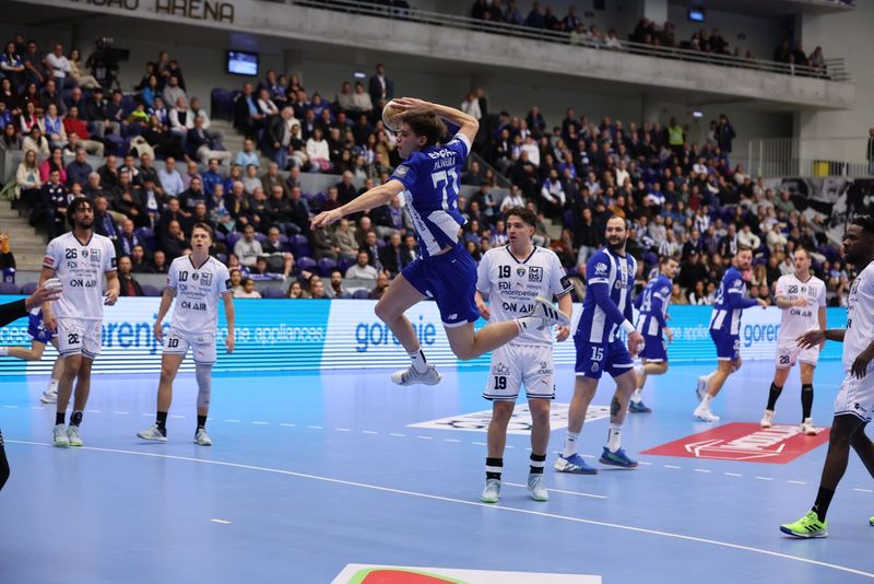 FC Porto vs Montpellier HB - Match Highlights - Round 8