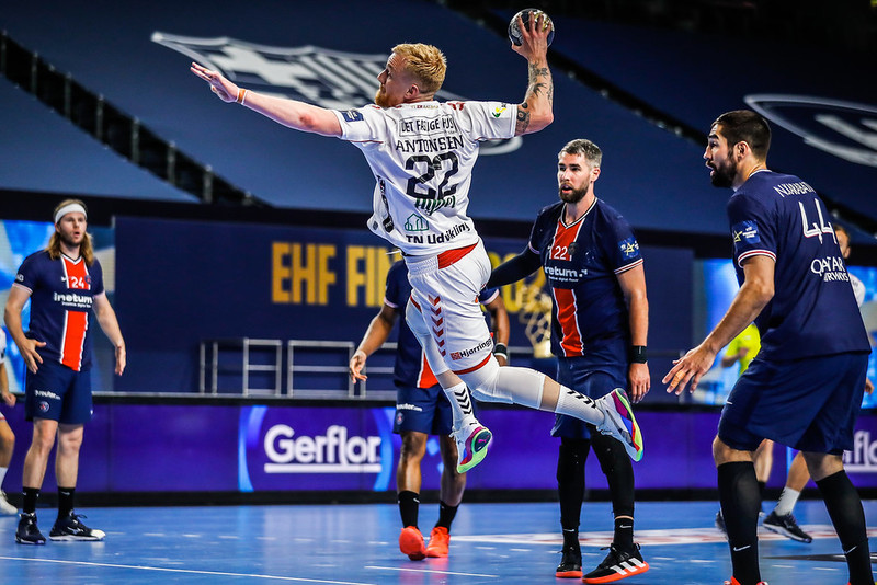 Semi-finals: Paris Saint-Germain HB v Aalborg Handbold