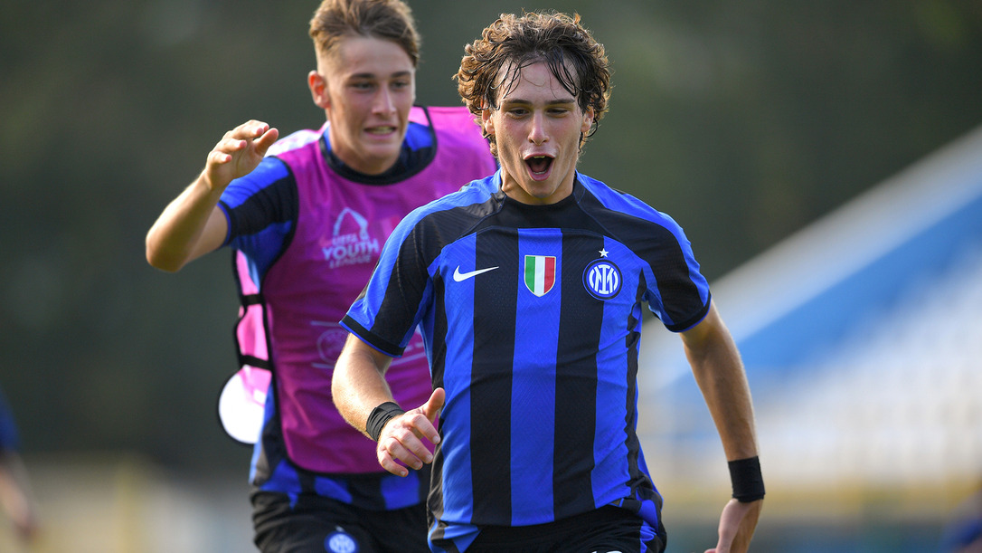 Milan U19  Forza Football