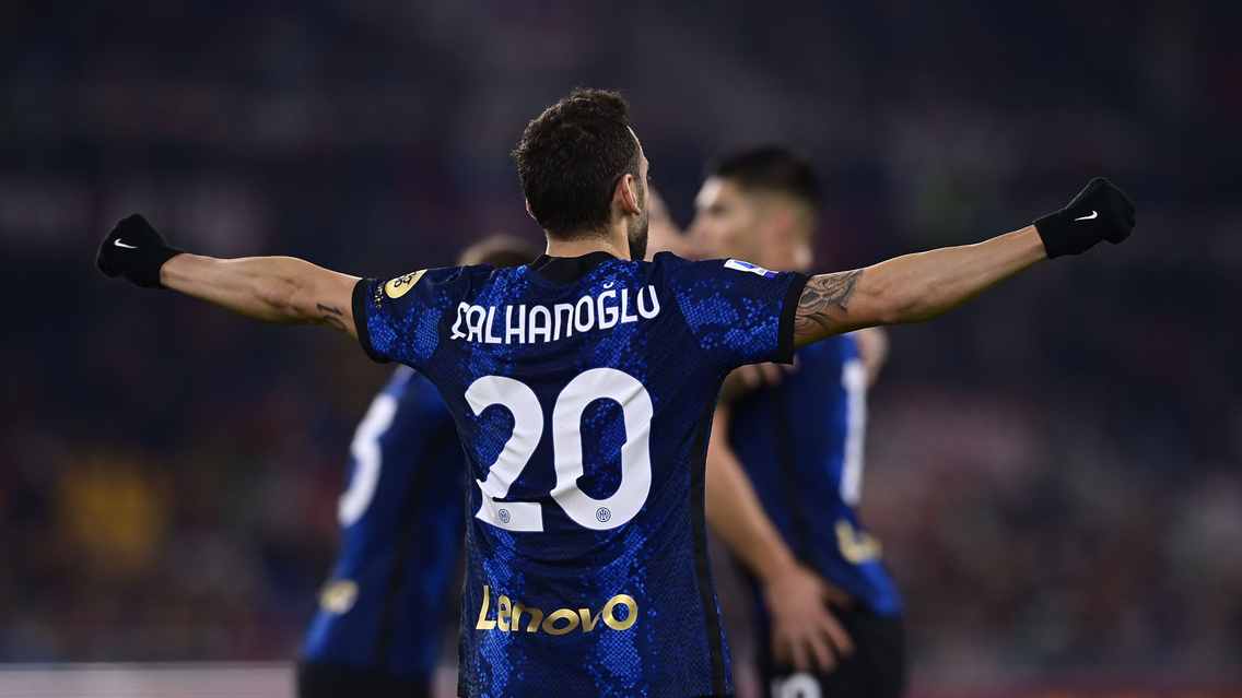 Every Angle | Hakan Calhanoglu goal vs Roma | Inter.it